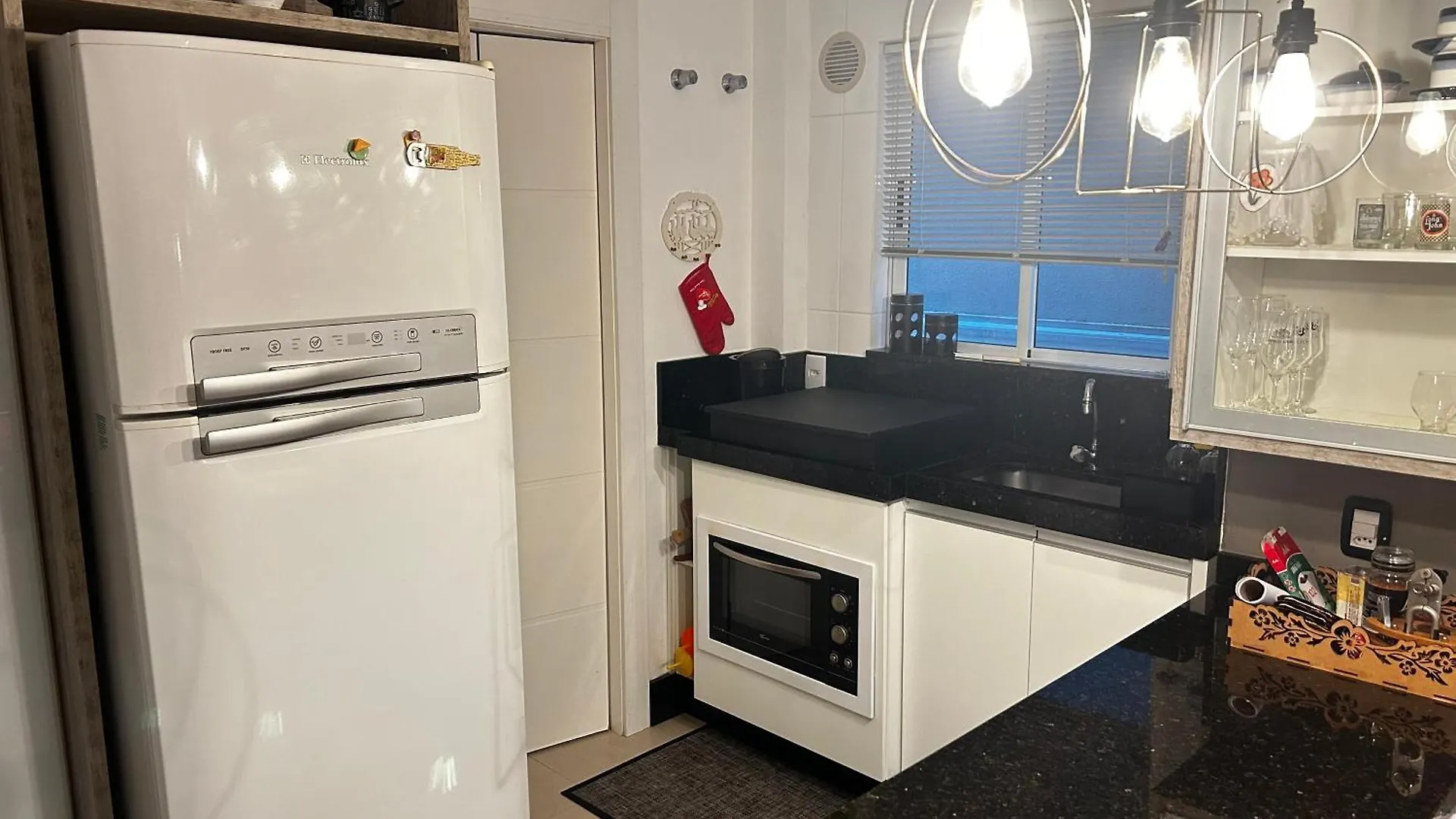 Apartamento Para Alugar Na Temporada A 150M Do Mar イタペマ 0*,  ブラジル